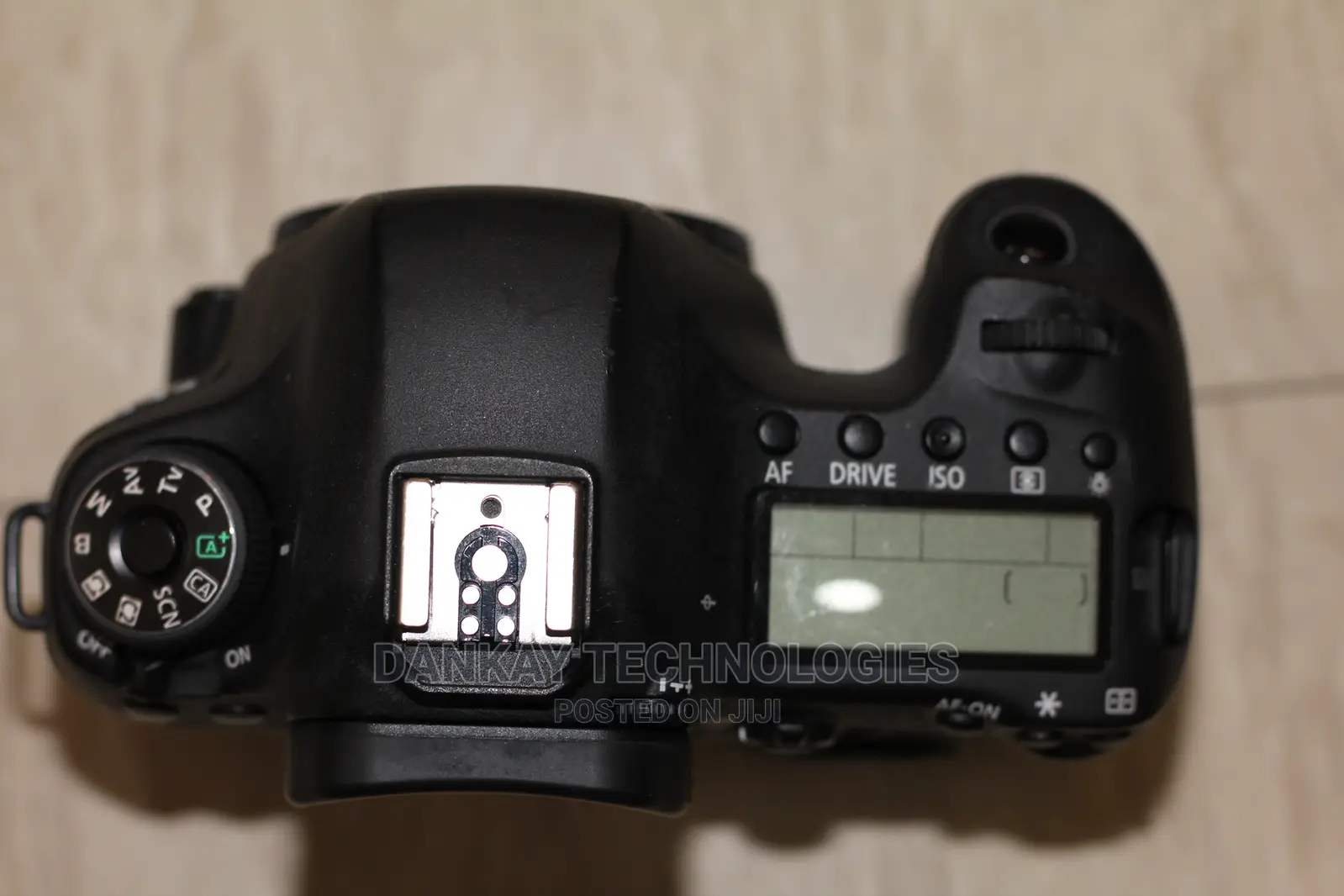 Canon 6d Body With Battery And Charger