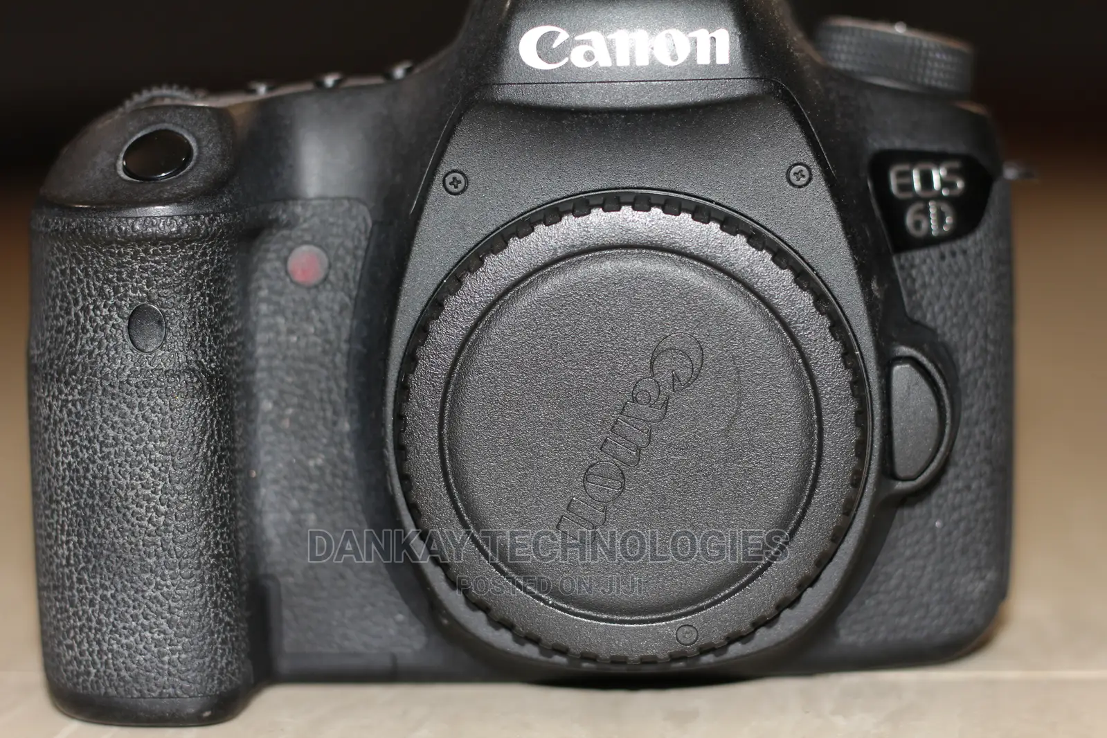 Canon 6d Body With Battery And Charger