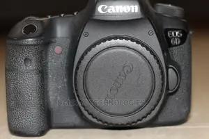 Canon 6d Body With Battery And Charger