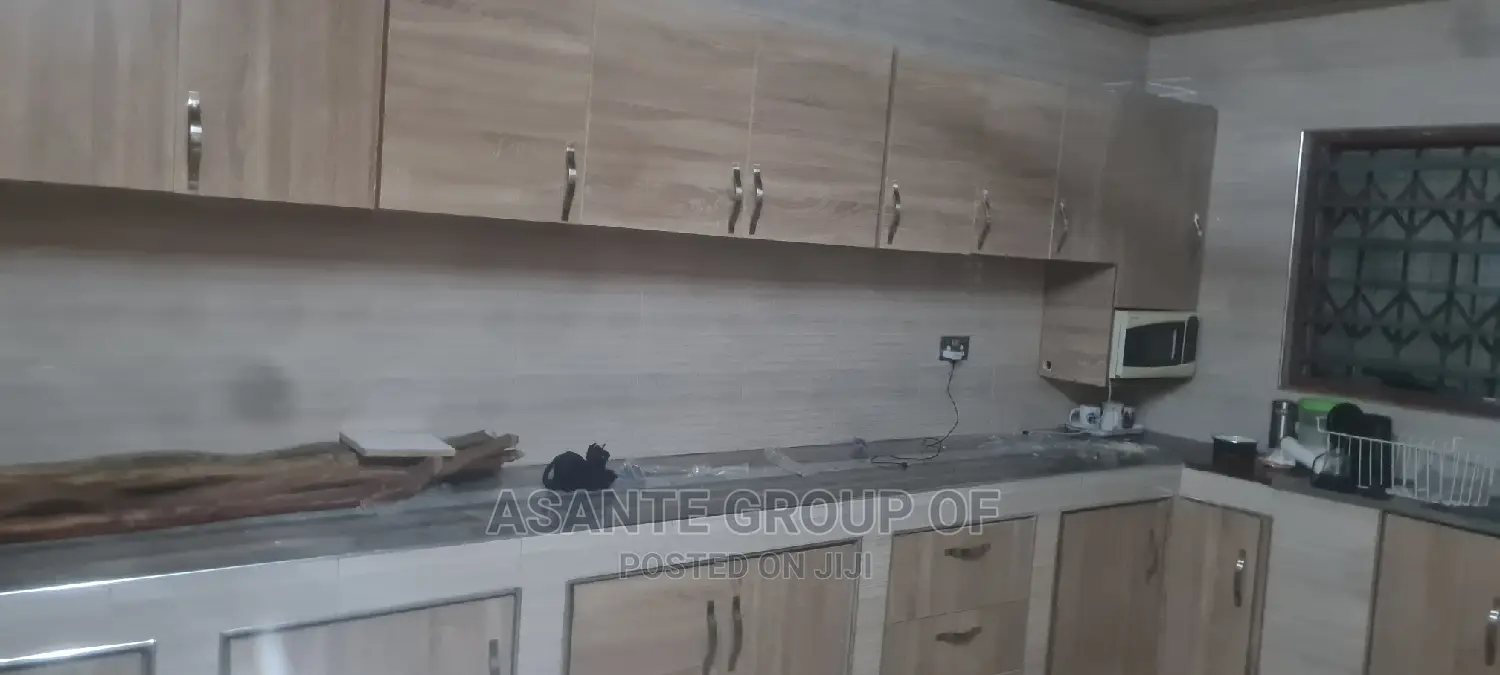 Quality And Affordable Modern Kitchen Cabinets