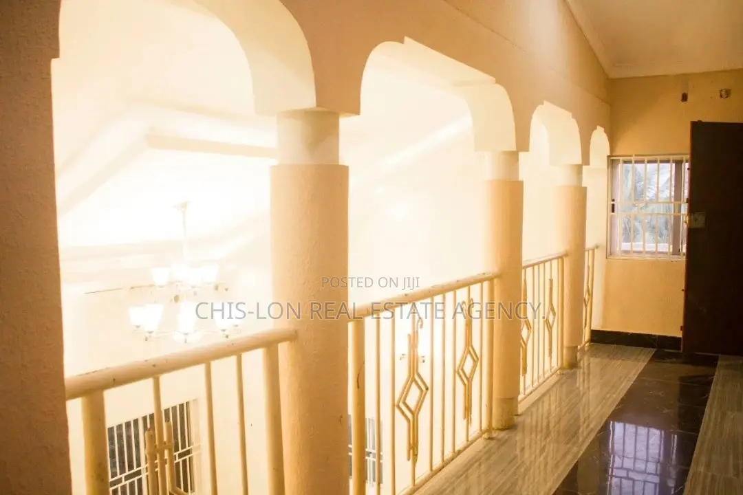 6bdrm House in Sharp-Connect., Kasoa for Sale