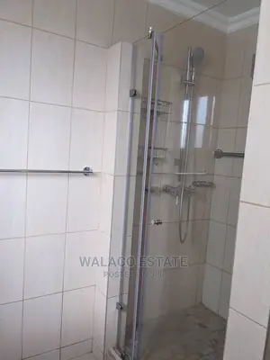 4bdrm House in Walako Estate, Odorkor for Rent