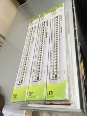 Portable Rechargeable Multifunctional LED Emergency Lamp