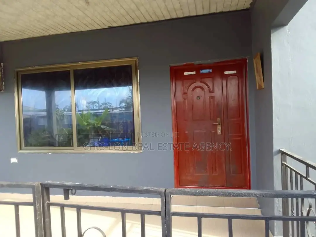 6bdrm House in Sharp-Connect., Nyanyano for Sale