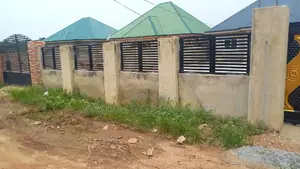 3bdrm House in De-Icons Real Estate, Awutu Senya East Municipal