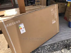 Crystal UHD Very New LED Satellite TV, Smart 65AU7172,HDR