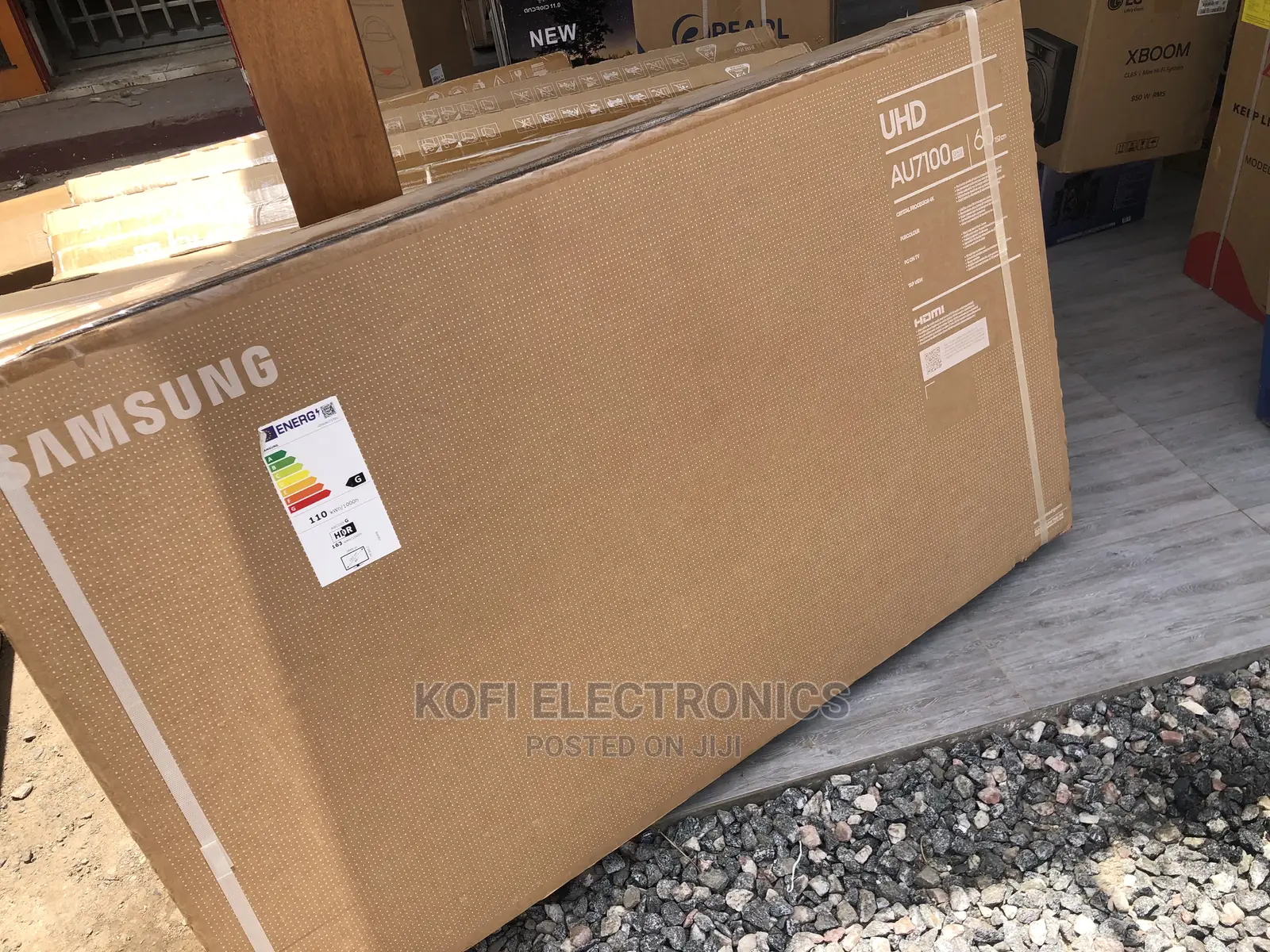 Crystal UHD Very New LED Satellite TV, Smart 65AU7172,HDR
