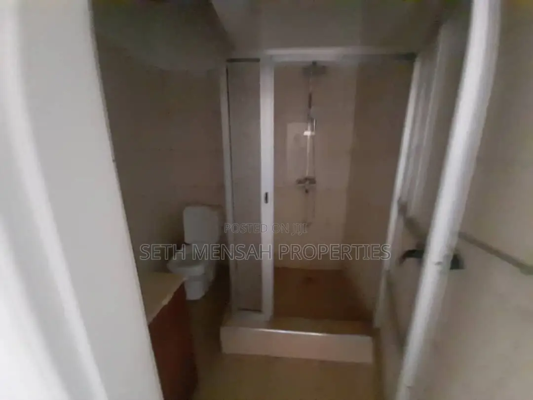 3bdrm Apartment in SKM Property, Teshie for Rent