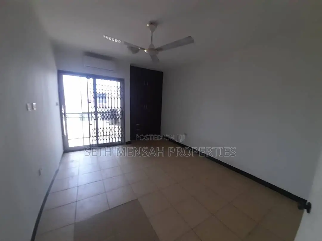 3bdrm Apartment in SKM Property, Teshie for Rent