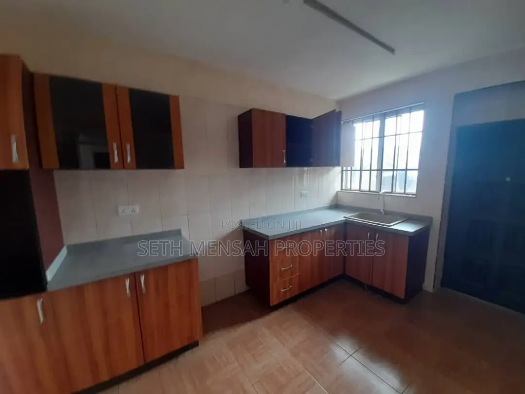 3bdrm Apartment in SKM Property, Teshie for Rent