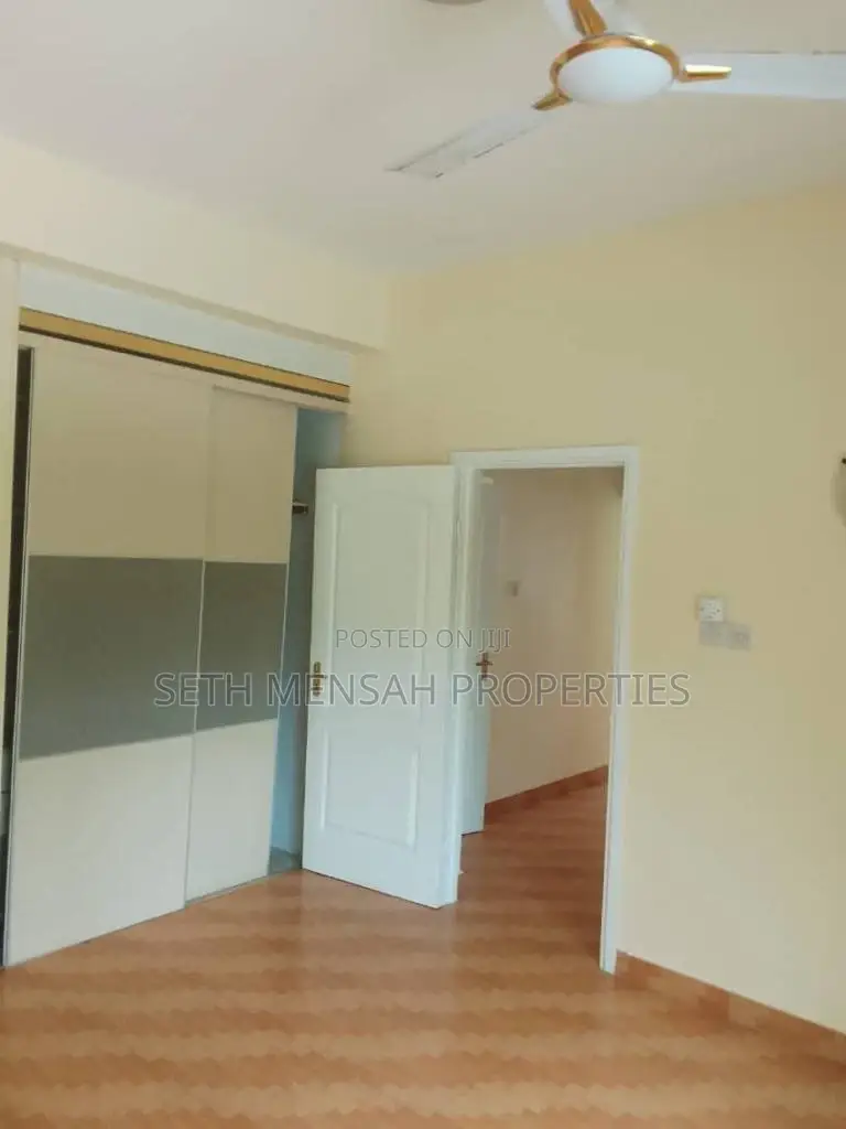 5bdrm House in SKM Property, Labone for Rent
