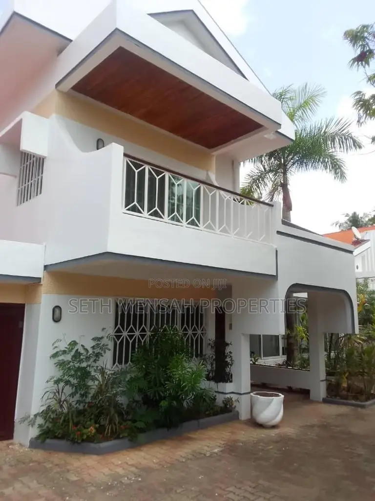5bdrm House in SKM Property, Labone for Rent