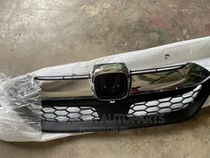 Honda CR-V 2017 Front Grille