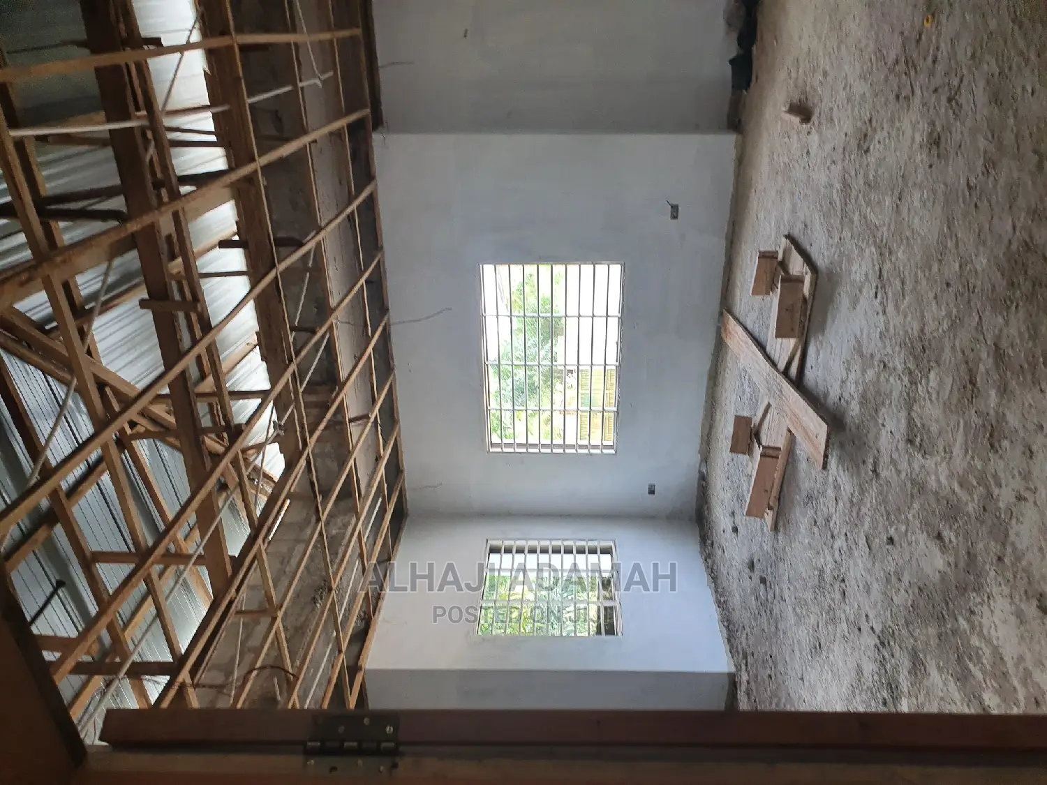 6bdrm House in Diamond City Estate, Atwima Kwanwoma for sale
