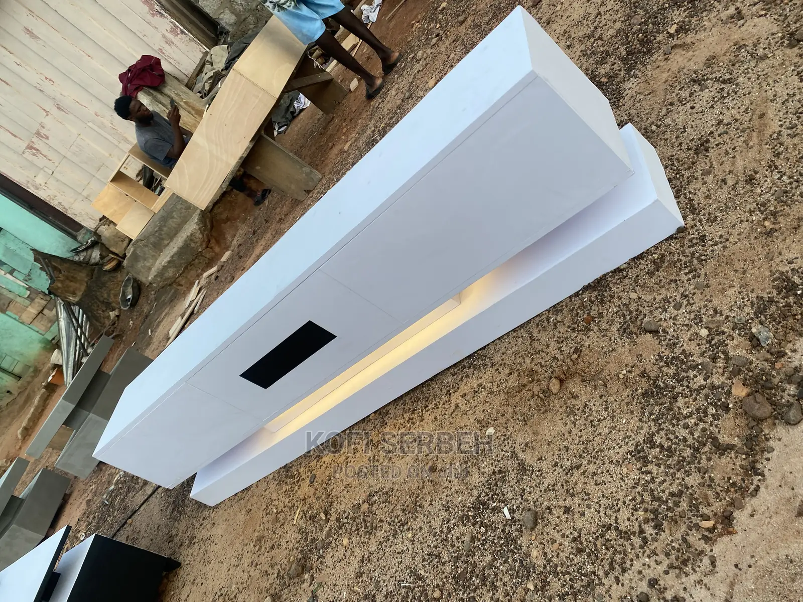 Quality Wooden TV Stand With Led