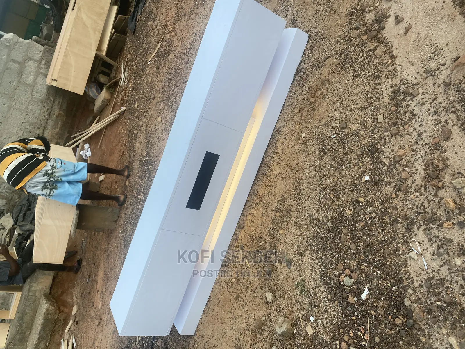 Quality Wooden TV Stand With Led