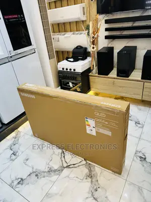 Compact and Simple Design Samsung UHD 50Q60A Tv LED