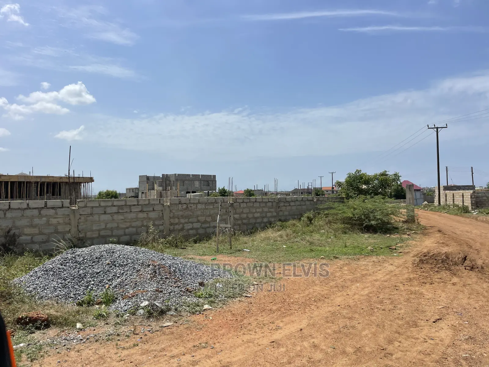 One or Two Plot of Land for Sale at Hills Santeo