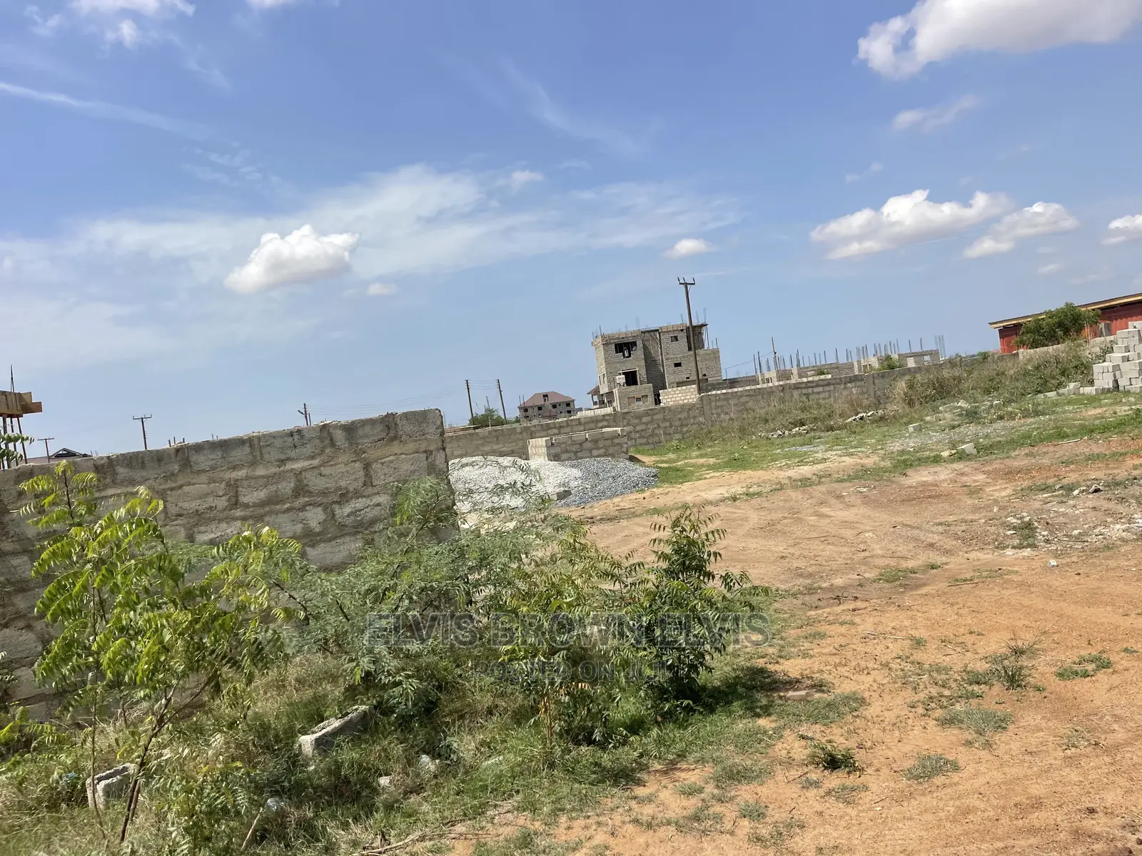 One or Two Plot of Land for Sale at Hills Santeo