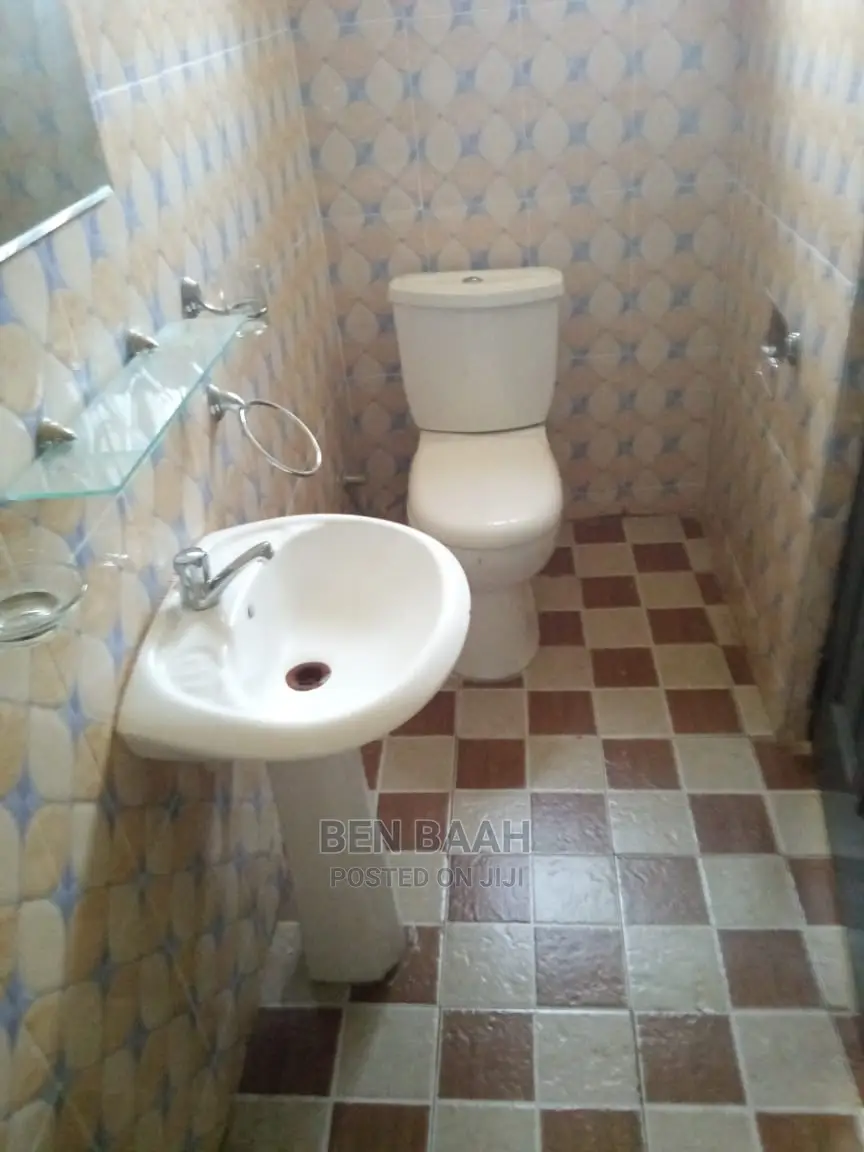 2bdrm Apartment in Ben Properties, Dome for rent
