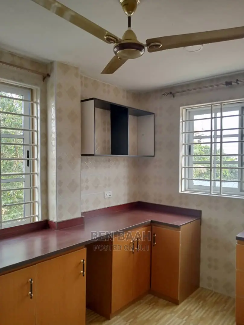 2bdrm Apartment in Ben Properties, Dome for rent