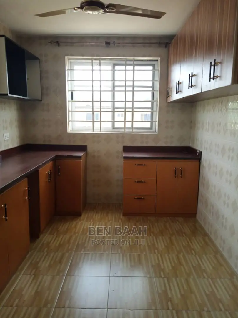 2bdrm Apartment in Ben Properties, Dome for rent