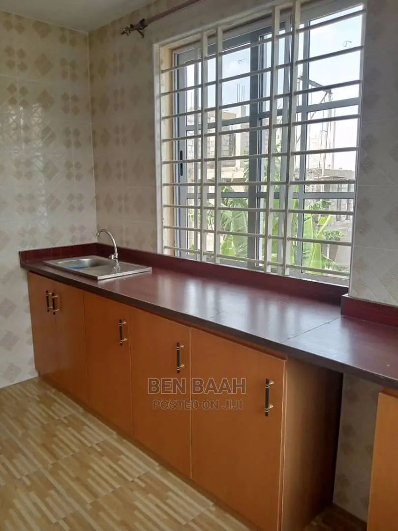 2bdrm Apartment in Ben Properties, Dome for rent