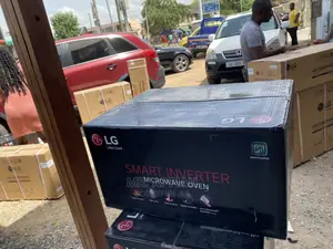 Affordable LG Microwave (MS4295CIS)