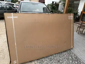 Quantum Dot 85”UHD Smart Samsung Series 8 (2022) Model