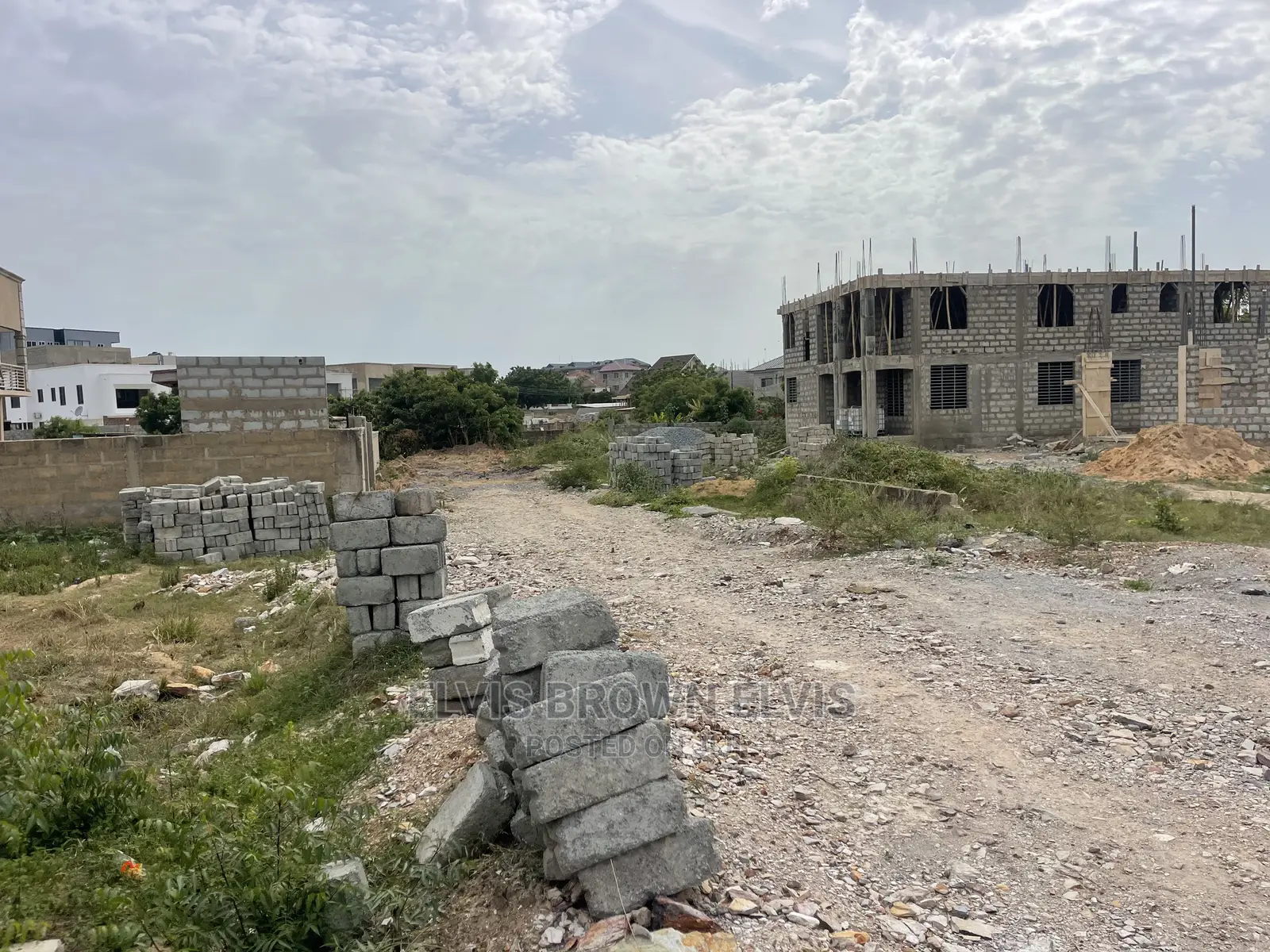 Call Living Large Properties for Your Plots of Land 4 Sale