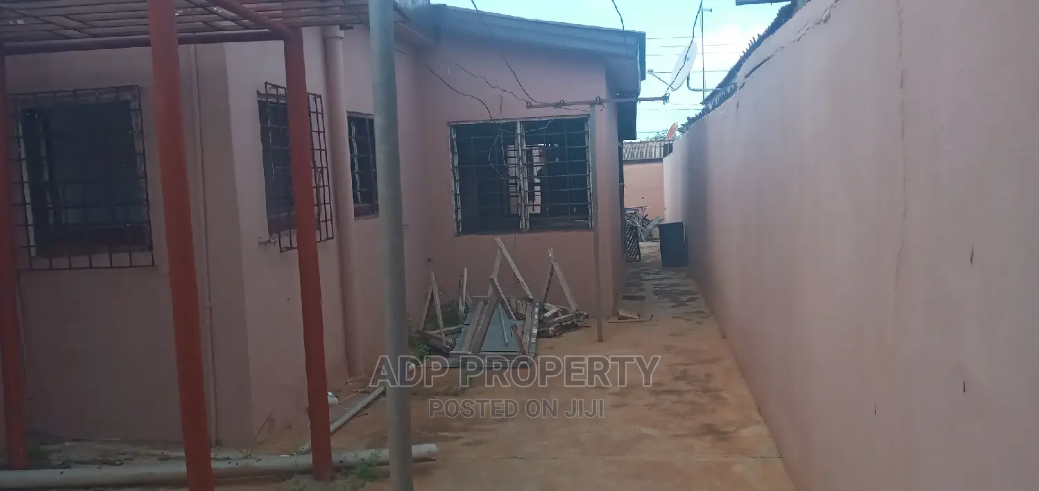 6bdrm House in Property For Sale At for sale