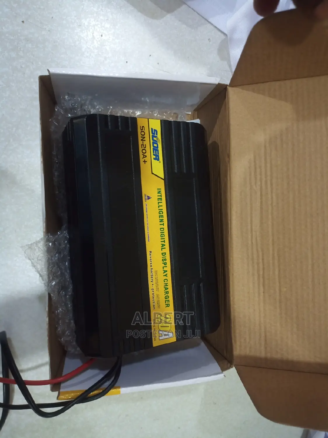 12v/24v 20A Intelligence Charger