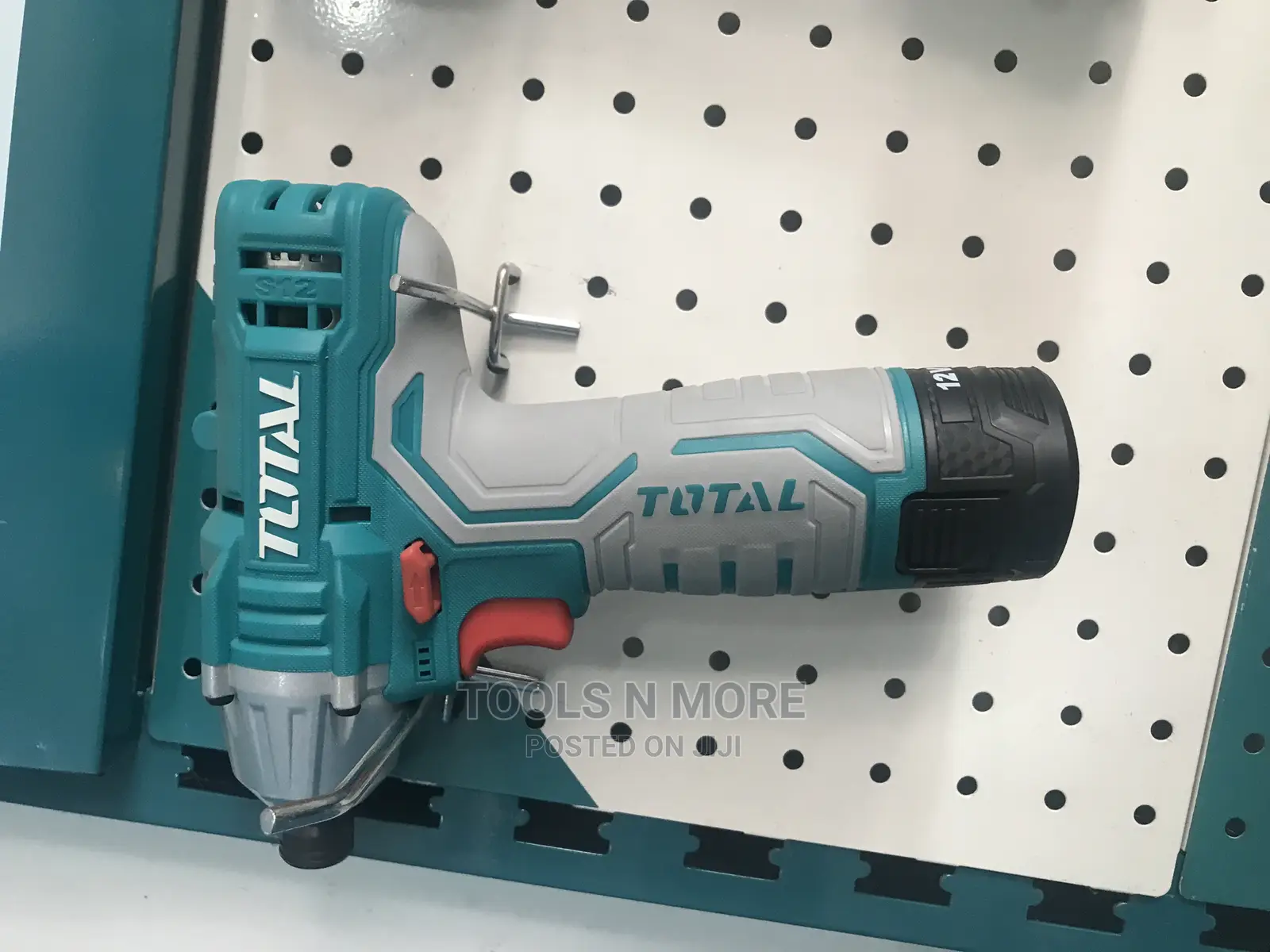 Total Cordless Impact Driver (12V)