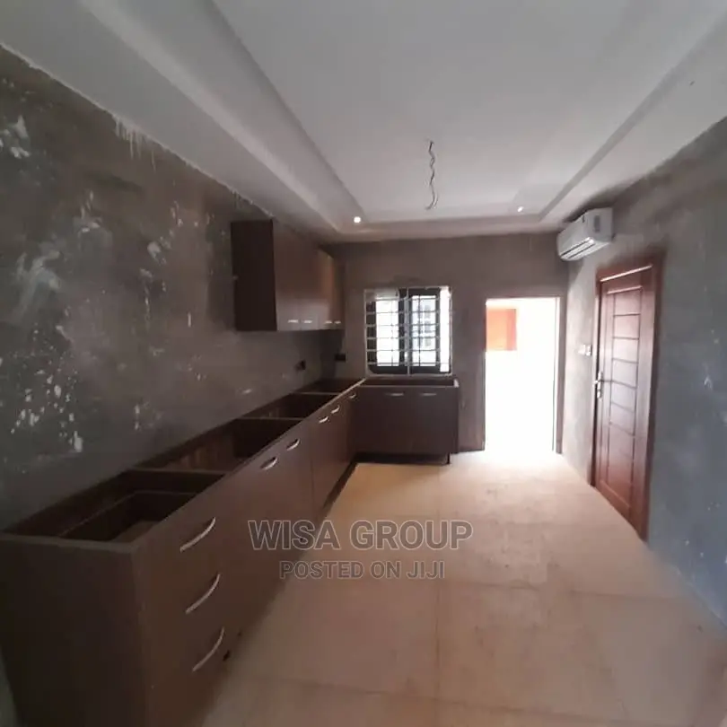 4bdrm Duplex in Wisa Groups, Burma Camp for Rent