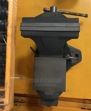 INGCO Bench Vice (6”)