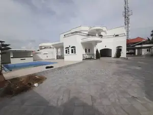 5bdrm Mansion in East Legon for Rent
