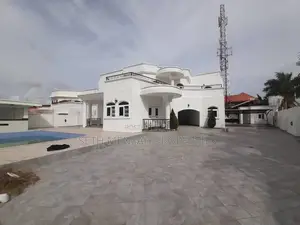 5bdrm Mansion in East Legon for Rent