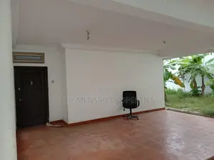 4bdrm House in Cantonments for Rent