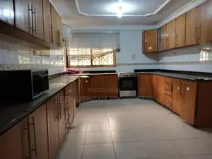4bdrm House in Cantonments for Rent