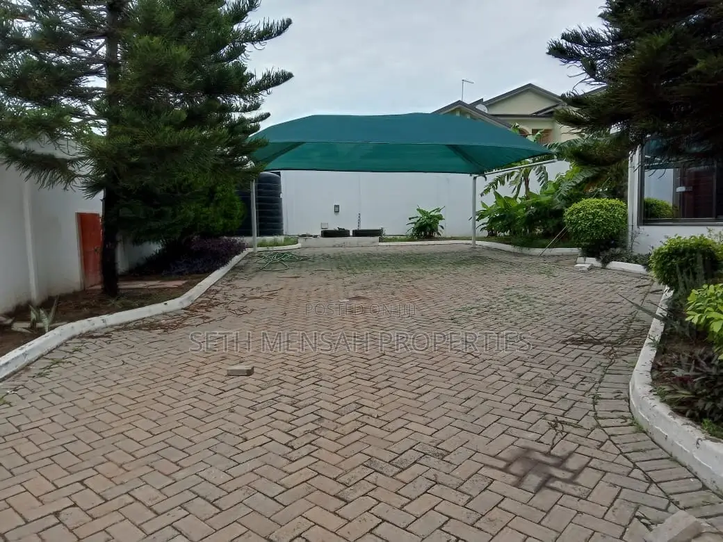 4bdrm House in Cantonments for Rent