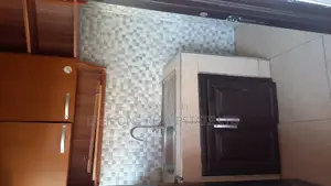 1bdrm Duplex in De-Icons Real Estate, Awutu Senya East Municipal