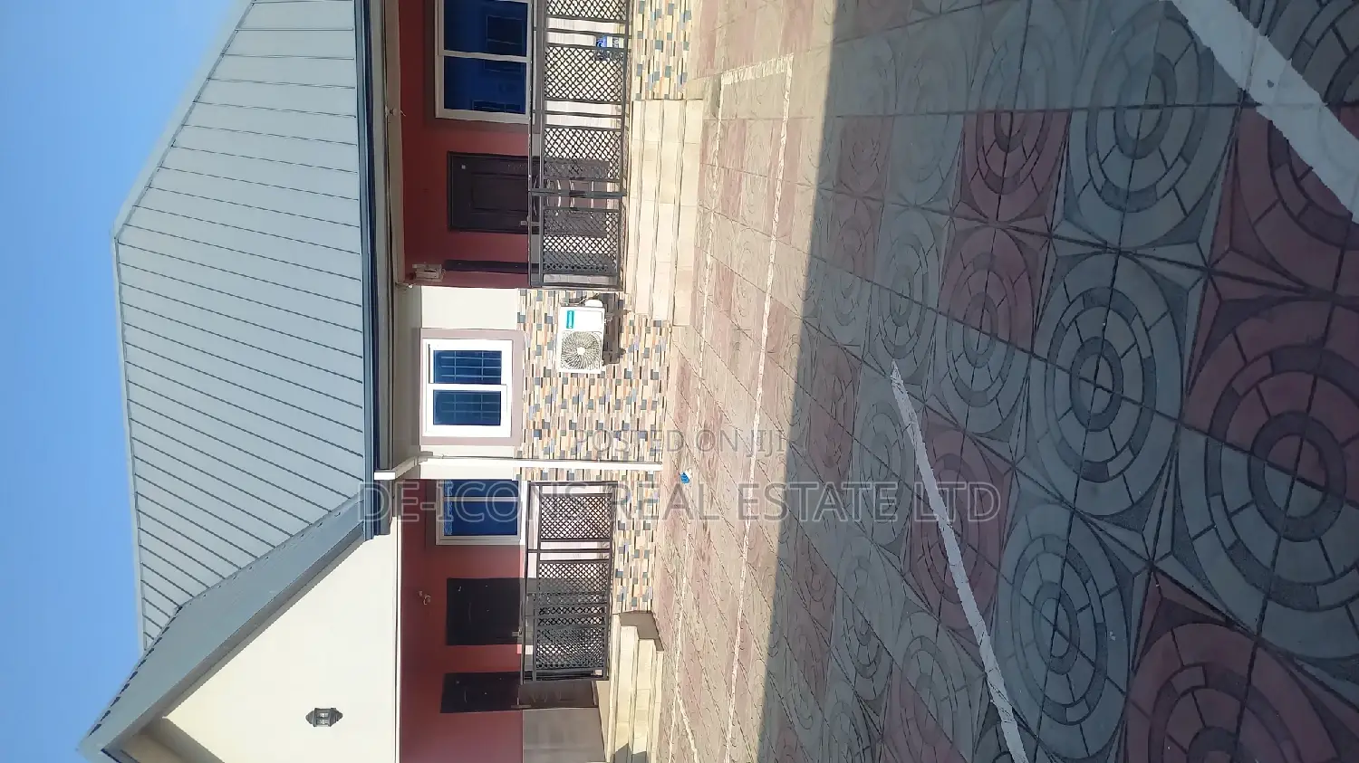 1bdrm Duplex in De-Icons Real Estate, Awutu Senya East Municipal