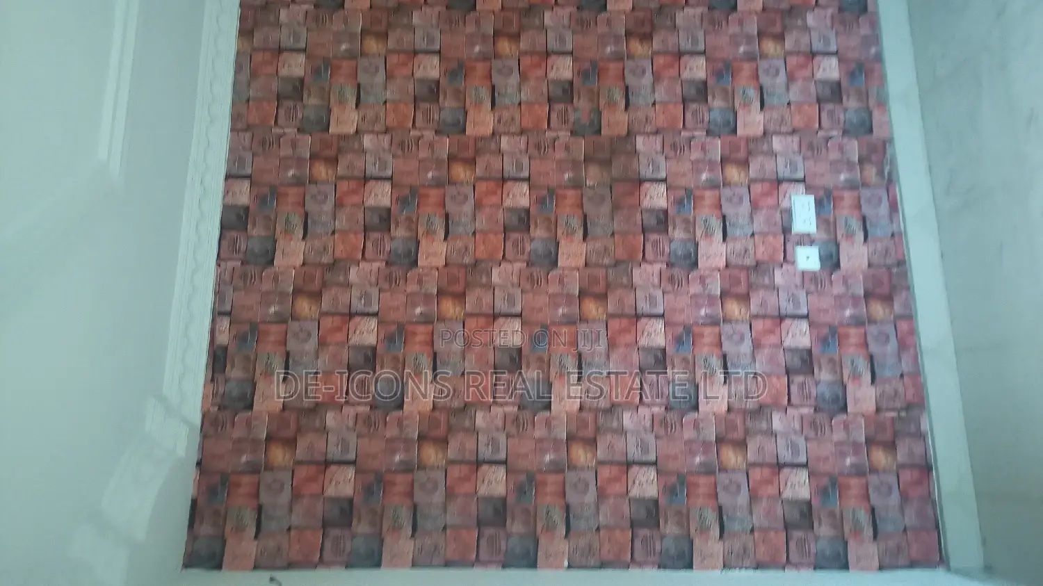 3bdrm Duplex in De-Icons Real Estate, Awutu Senya East Municipal