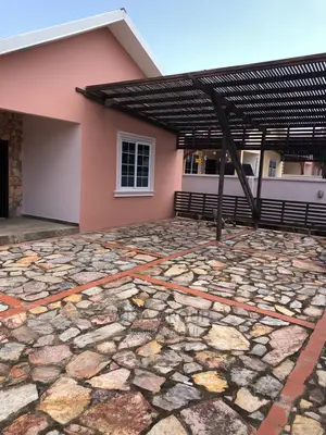 4bdrm Duplex in Wisa Groups, Accra Metropolitan for Rent
