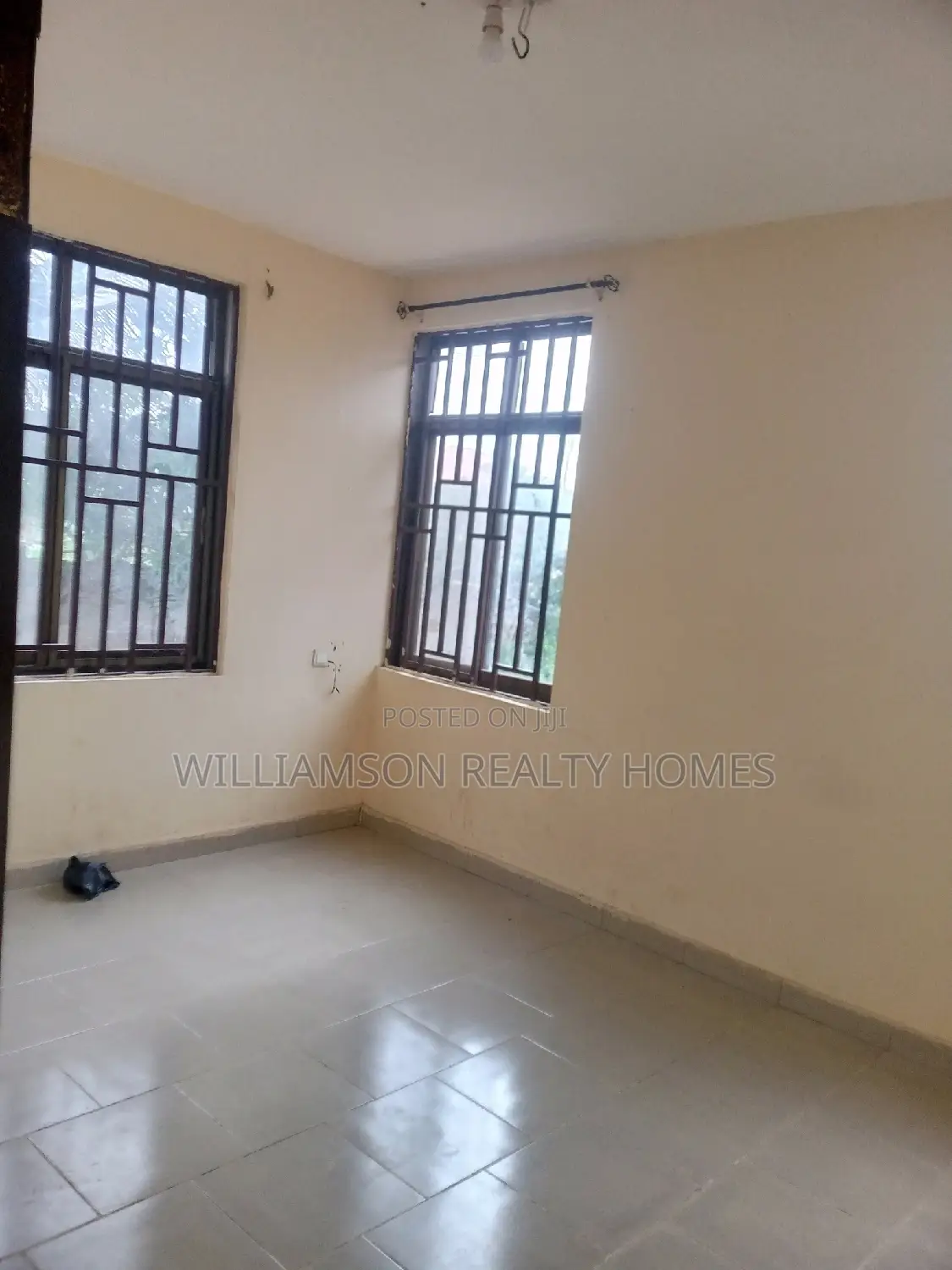 3bdrm Apartment in Hfc Estate, Spintex for rent