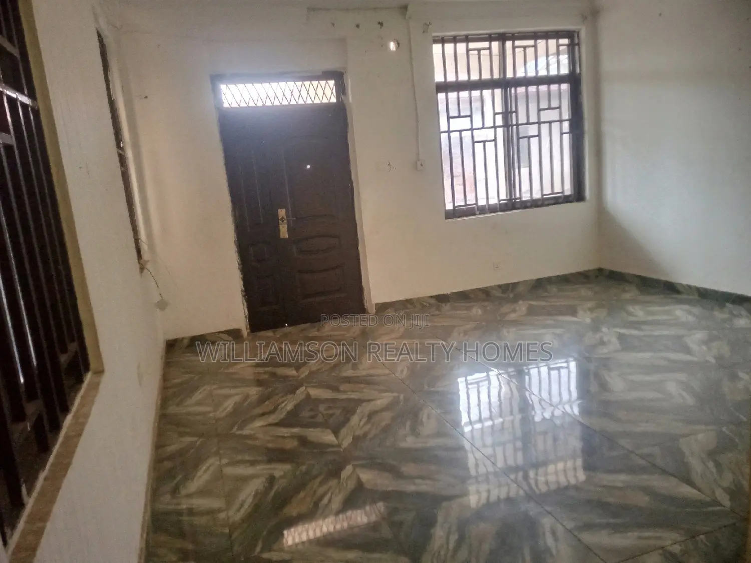 3bdrm Apartment in Hfc Estate, Spintex for rent