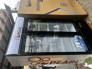 White Black Colour 600 Litres Showcase Fridge