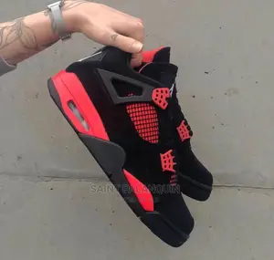 Air Jordan 4