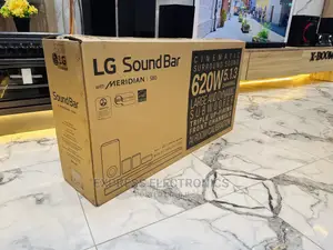 Adaptive Sound Quality LG S80QR 620W Soundbar System