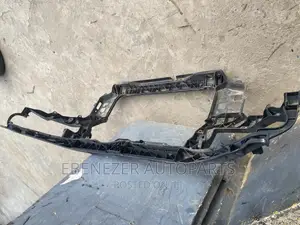 Hyundai Santa Fe 2009 - 2010 Radiator Support